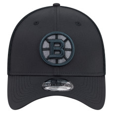 Бейсболка Boston Bruins New Era Black Blackout 39THIRTY Stretch