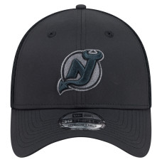 Джерси New Devils New Era Black Blackout 39THIRTY Stretch Hat