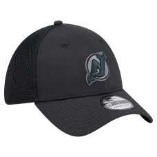 Джерси New Devils New Era Black Blackout 39THIRTY Stretch Hat