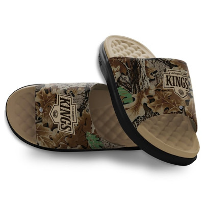 Unisex Los Angeles Kings ISlide RealTree Advantage Camo Motive Slide Sandals