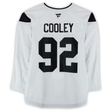 Тренировочный джерси Logan Cooley Utah Mammoth Fanatics Authentic White from the 2024-25 NHL Season Тренировочный джерси Logan Cooley Utah Mammoth Fanatics Authentic White from the 2024-25 NHL Season