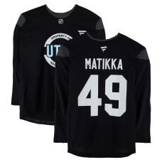 Тренировочный джерси Miko Matikka Utah Mammoth Fanatics Authentic Black from the 2024-25 NHL Season Тренировочный джерси Miko Matikka Utah Mammoth Fanatics Authentic Black from the 2024-25 NHL Season