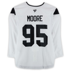 Тренировочный джерси Lleyton Moore Utah Mammoth Fanatics Authentic White from the 2024-25 NHL Season Тренировочный джерси Lleyton Moore Utah Mammoth Fanatics Authentic White from the 2024-25 NHL Season