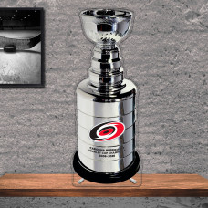 Плакетка Carolina Hurricanes UPI Marketing Two-Time Stanley Cup Champions 2026 17 Trophy Acrylic