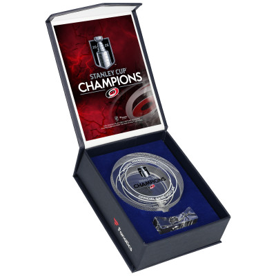 Шайба Carolina Hurricanes Fanatics Authentic 2026 Stanley Cup Champions Crystal - Filled with Ice from the 2026 Stanley Cup Final