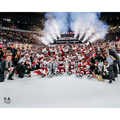 Фото Carolina Hurricanes Unsigned Fanatics Authentic 2026 Stanley Cup Champions Team Celebration