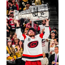 Фото с автографом Andrei Svechnikov Carolina Hurricanes Fanatics Authentic 2026 Stanley Cup Champions 16 x 20 Raising Cup Фото с автографом Andrei Svechnikov Carolina Hurricanes Fanatics Authentic 2026 Stanley Cup Champions 16 x 20 Raising Cup