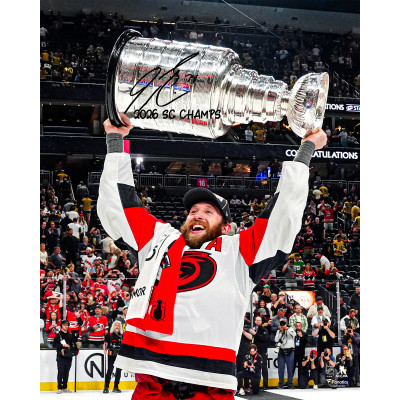 Фото с автографом Jaccob Slavin Carolina Hurricanes Fanatics Authentic 2026 Stanley Cup Champions 16 x 20 Raising Cup with 2026 SC Champs' Inscription