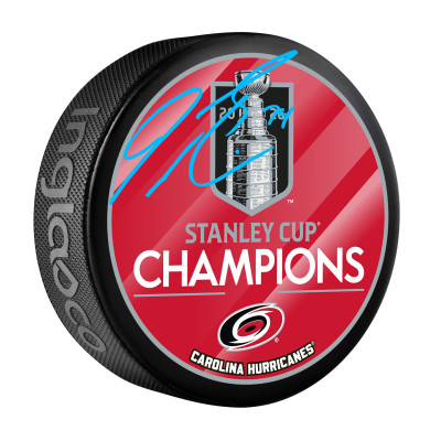 Шайба Jaccob Slavin Carolina Hurricanes Autographed Fanatics Authentic 2026 Stanley Cup Champions