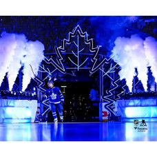 Фото Gavin McKenna Toronto Maple Leafs Unsigned Fanatics Authentic NHL Debut