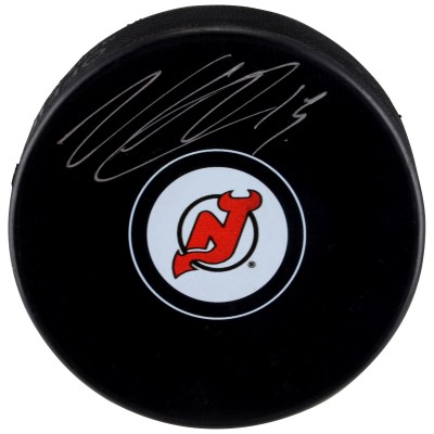 Шайба Autographed New Jersey Devils Nico Hischier Fanatics Authentic