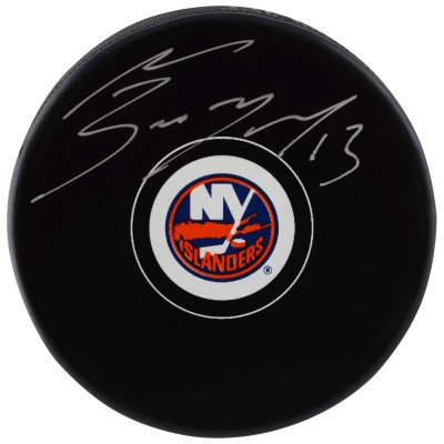 Autographed New York Islanders Mathew Barzal Fanatics Authentic Hockey Puck
