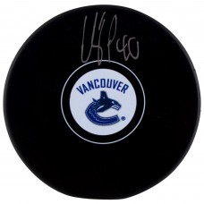 Шайба Elias Pettersson Vancouver Canucks Fanatics Authentic Autographed Logo