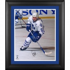 Autographed Toronto Maple Leafs Doug Gilmour Fanatics Authentic Framed 16 x 20 White Jersey Skating Photograph