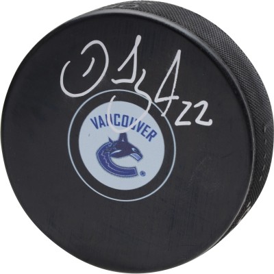 Шайба с автографом Daniel Sedin Vancouver Canucks Fanatics Authentic