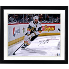 Фото с автографом Vegas Golden Knights Deryk Engelland Fanatics Authentic 16 x 20 White Jersey Skating