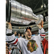 Unsigned Chicago Blackhawks Niklas Hjalmarsson Fanatics Authentic 2010 Stanley Cup Champions Raising Cup Photograph