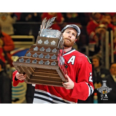 Unsigned Chicago Blackhawks Duncan Keith Fanatics Authentic 2015 Stanley Cup Champions Raising Conn Smythe Photograph