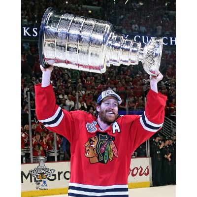 Unsigned Chicago Blackhawks Duncan Keith Fanatics Authentic 2015 Stanley Cup Champions Raising Cup Photograph