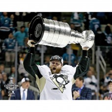 Unsigned Pittsburgh Penguins Phil Kessel Fanatics Authentic 2016 Stanley Cup Champions Raising Cup Photograph Unsigned Pittsburgh Penguins Phil Kessel Fanatics Authentic 2016 Stanley Cup Champions Raising Cup Photograph