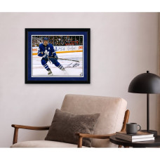 Фото с автографом Auston Matthews Toronto Maple Leafs Fanatics Authentic 16" x 20" Blue Jersey Stopping Фото с автографом Auston Matthews Toronto Maple Leafs Fanatics Authentic 16" x 20" Blue Jersey Stopping