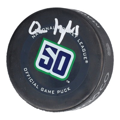 Шайба с автографом Quinn Hughes Vancouver Canucks Fanatics Authentic 50th Anniversary Season Official