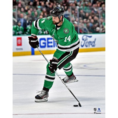 Unsigned Dallas Stars Jamie Benn Fanatics Authentic Green Jersey Shooting Photograph