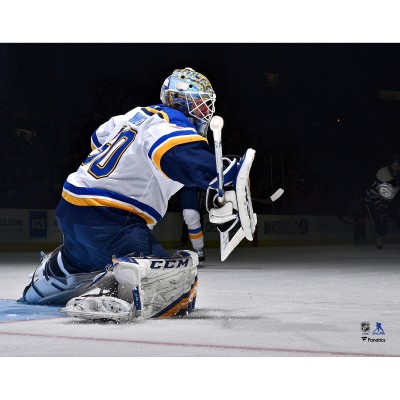 Unsigned St. Louis Blues Jordan Binnington Fanatics Authentic White Jersey Making Save Photograph