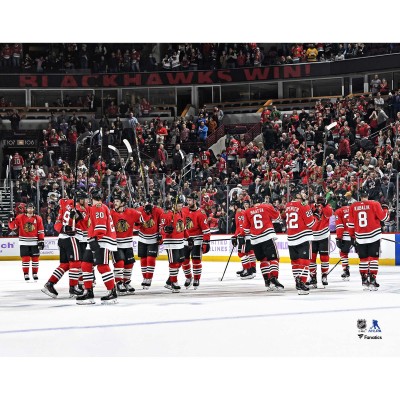 Unsigned Chicago Blackhawks Fanatics Authentic 2019-20 Team Celebration Photo