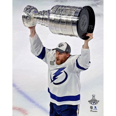 Unsigned Tampa Bay Lightning Blake Coleman Fanatics Authentic 2020 Stanley Cup Champions Raising Cup Photograph