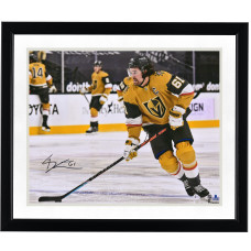 Фото с автографом Vegas Golden Knights Mark Stone Fanatics Authentic 16 x 20 Gold Jersey Skating