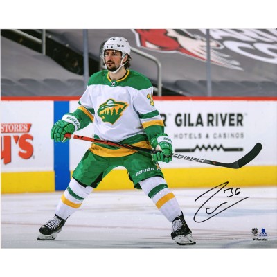 Autographed Minnesota Wild Mats Zuccarello Fanatics Authentic 16 x 20 Reverse Retro Jersey Skating Photograph