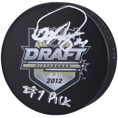 Шайба Matt Dumba Minnesota Wild Fanatics Authentic Autographed 2012 NHL Draft Logo with #7 Pick Inscription