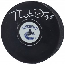 Шайба с автографом Thatcher Demko Vancouver Canucks Fanatics Authentic