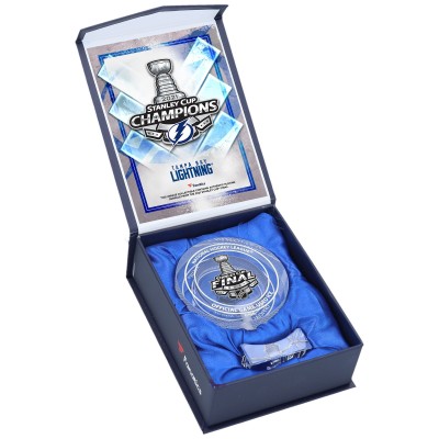 Tampa Bay Lightning Fanatics Authentic 2021 Stanley Cup Champions Crystal Puck - Filled with Ice From the 2021 Stanley Cup Final