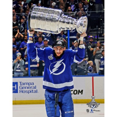 Unsigned Tampa Bay Lightning Anthony Cirelli Fanatics Authentic 2021 Stanley Cup Champions Raising Cup Photograph