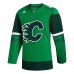 Игровая джерси Calgary Flames adidas 2023 St. Patricks Day Primegreen - Kelly Green