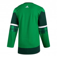 Игровая джерси New York Rangers adidas 2023 St. Patricks Day Primegreen Authentic - Kelly Green