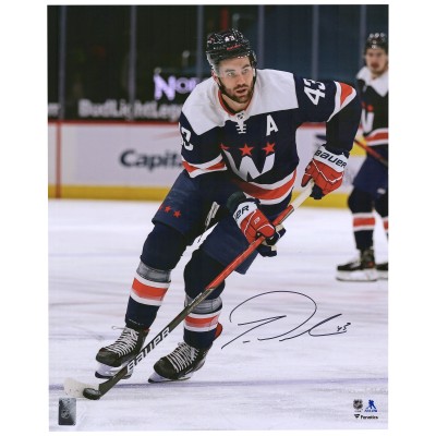 Autographed Washington Capitals Tom Wilson Fanatics Authentic 16 x 20 Navy Vertical Skating Photograph