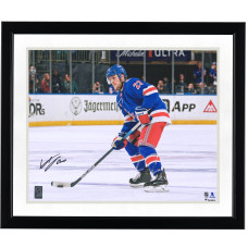 Фото с автографом New York Rangers Adam Fox Fanatics Authentic 16 x 20 Blue Jersey with Puck