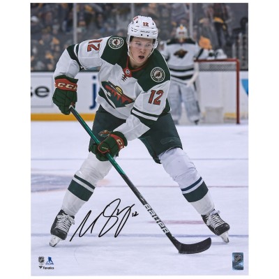 Autographed Minnesota Wild Matthew Boldy Fanatics Authentic 16 x 20 NHL Debut Photograph