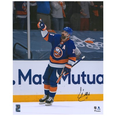 Autographed New York Islanders Cal Clutterbuck Fanatics Authentic 16 x 20 Blue Jersey Celebration Photograph