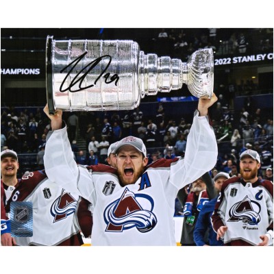 Autographed Colorado Avalanche Nathan MacKinnon Fanatics Authentic 2022 Stanley Cup Champions 8 x 10 Raising Cup Photograph