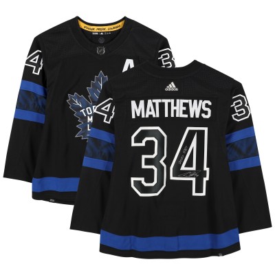 Игровая джерси Auston Matthews Toronto Maple Leafs Fanatics Authentic Autographed adidas 2022 Hart Trophy Winner Alternative Authentic with 2022 Hart Inscription