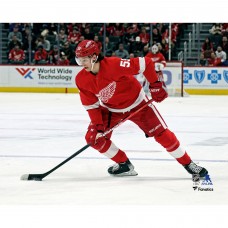 Unsigned Detroit Red Wings Moritz Seider Fanatics Authentic Handling the Puck Photograph Unsigned Detroit Red Wings Moritz Seider Fanatics Authentic Handling the Puck Photograph