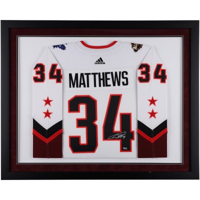 Игровая джерси Auston Matthews Toronto Maple Leafs Autographed Fanatics Authentic Deluxe Framed 2022 NHL All-Star Game White Adidas Authentic