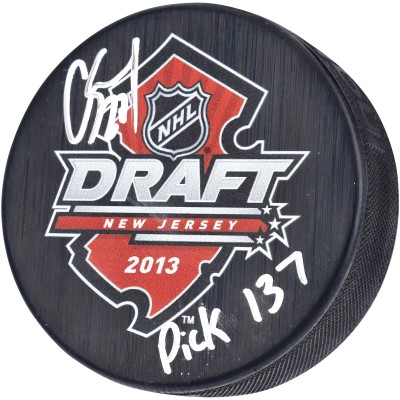 Шайба с автографом Carson Soucy Seattle Kraken Fanatics Authentic Autographed 2013 NHL Draft Logo with Pick 137 Inscription