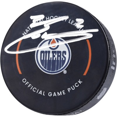Шайба с автографом Evan Bouchard Edmonton Oilers Fanatics Authentic Autographed Official Game